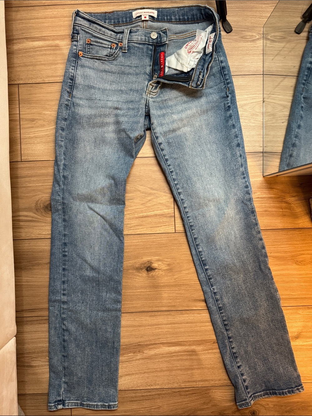 Lucky Brand Slim Straight Men's Jeans — Light Blue Denim